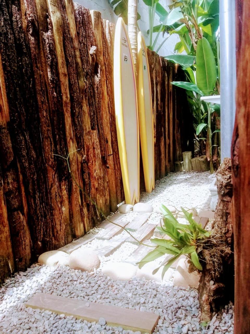 Hotel Meio Roots Cabanas De Aluguel Praia do Rosa Exteriér fotografie